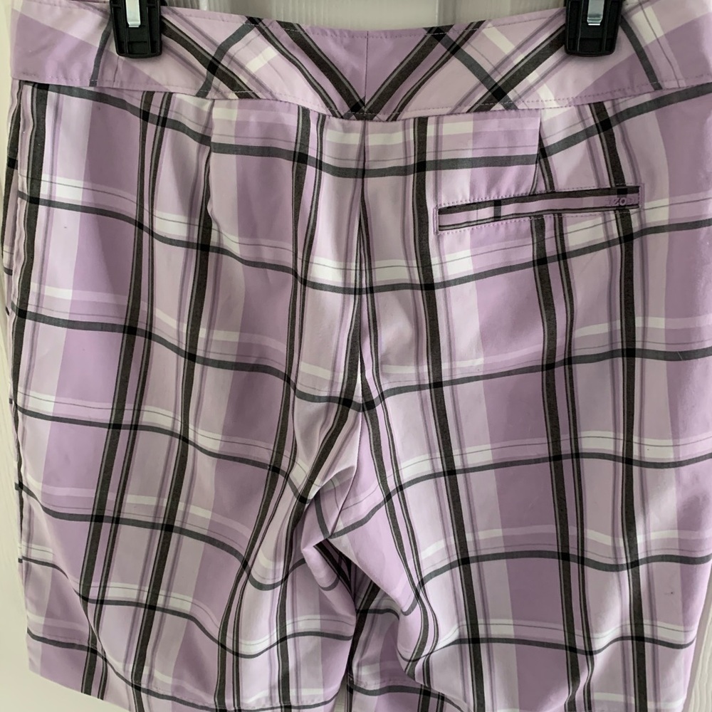 Izod golf shorts